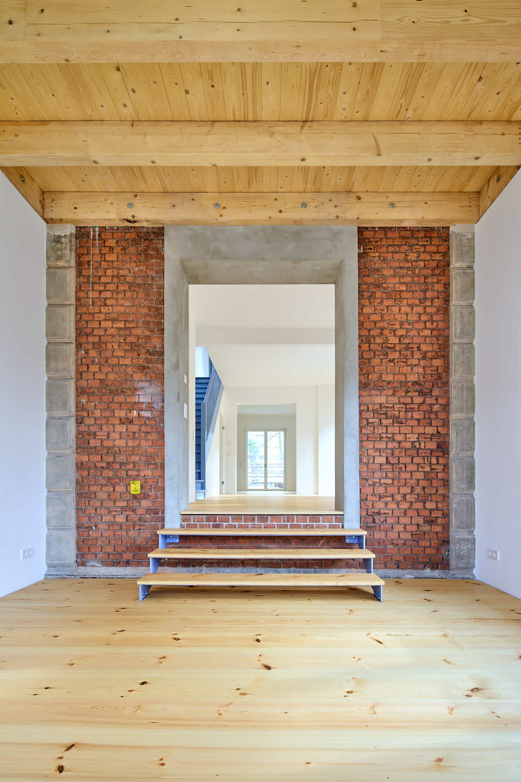 2023-03-25 15.57.29 Haus Lunow