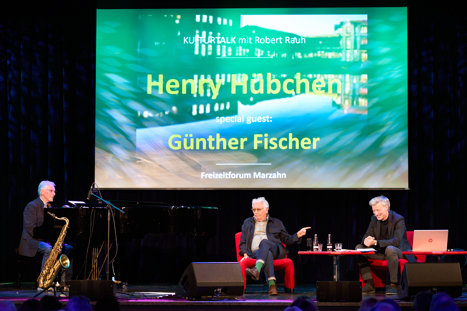 2025-09-26-Henry Hübchen 19-23-43